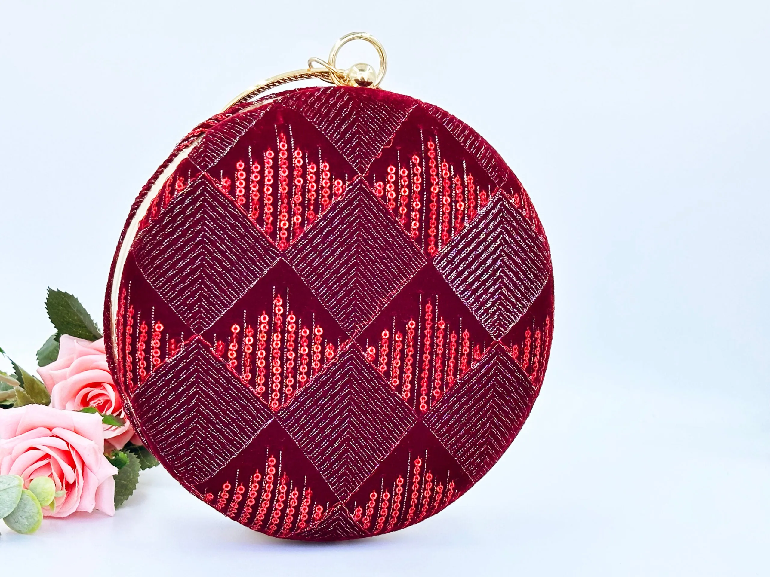 AESTHETIC RED SEQUINED ROUND PARTY CLUTCH