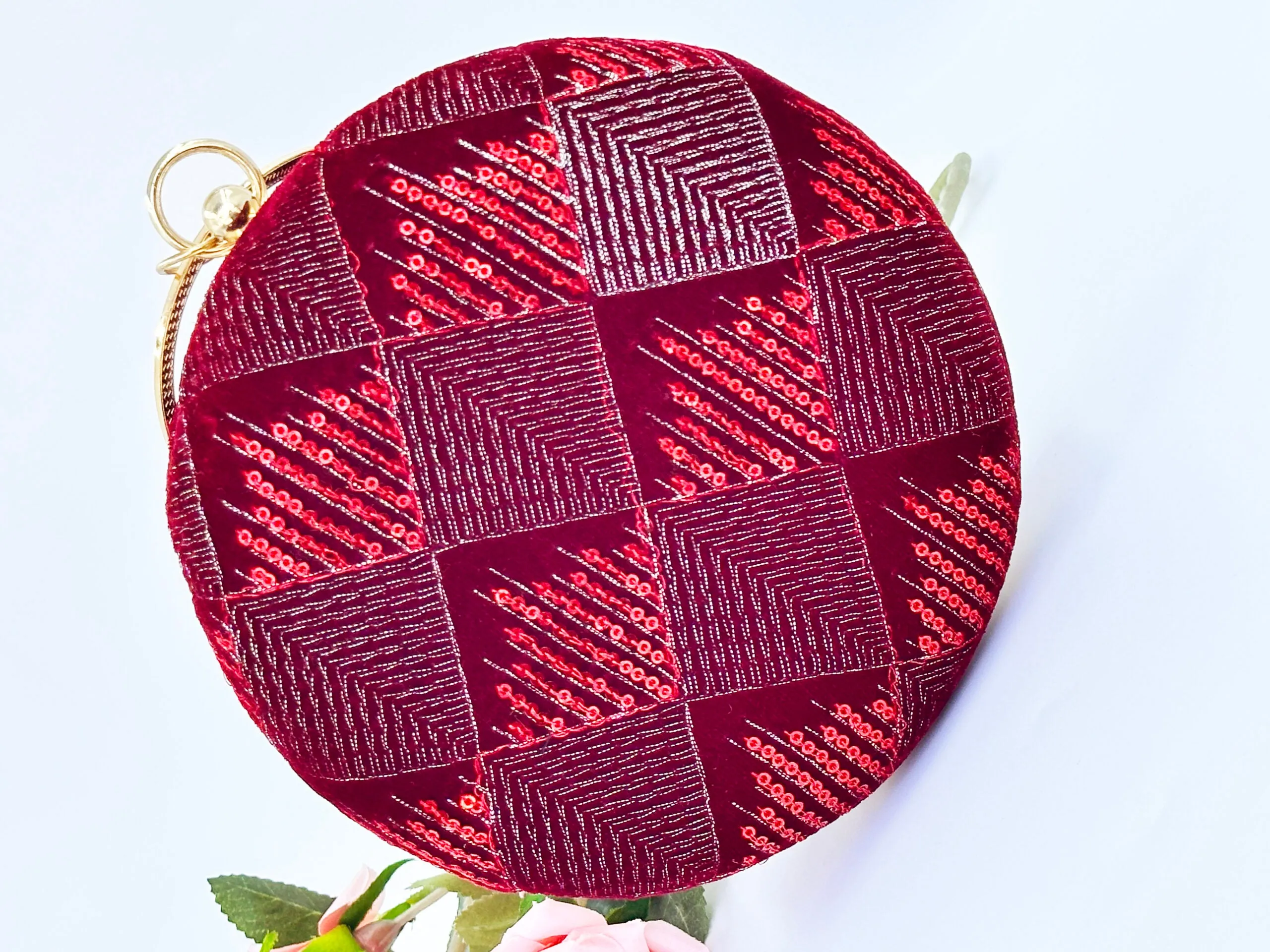 AESTHETIC RED SEQUINED ROUND PARTY CLUTCH