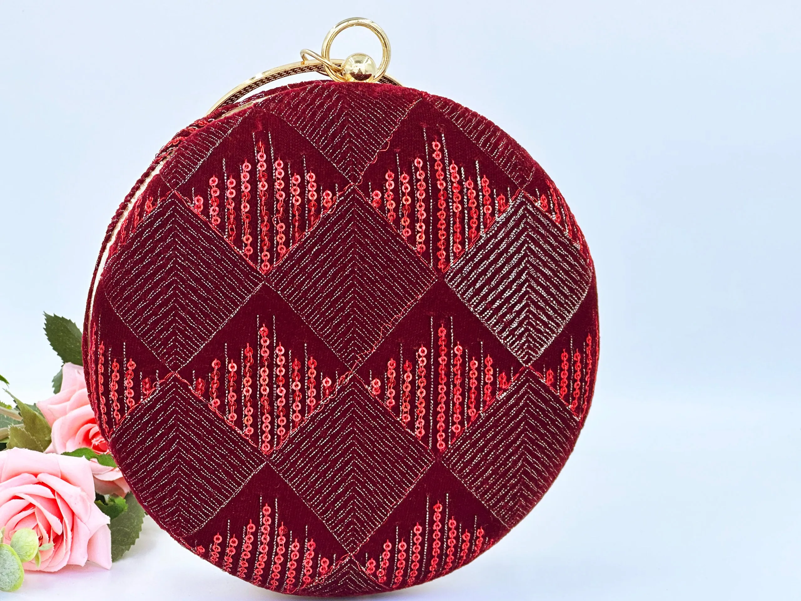 AESTHETIC RED SEQUINED ROUND PARTY CLUTCH