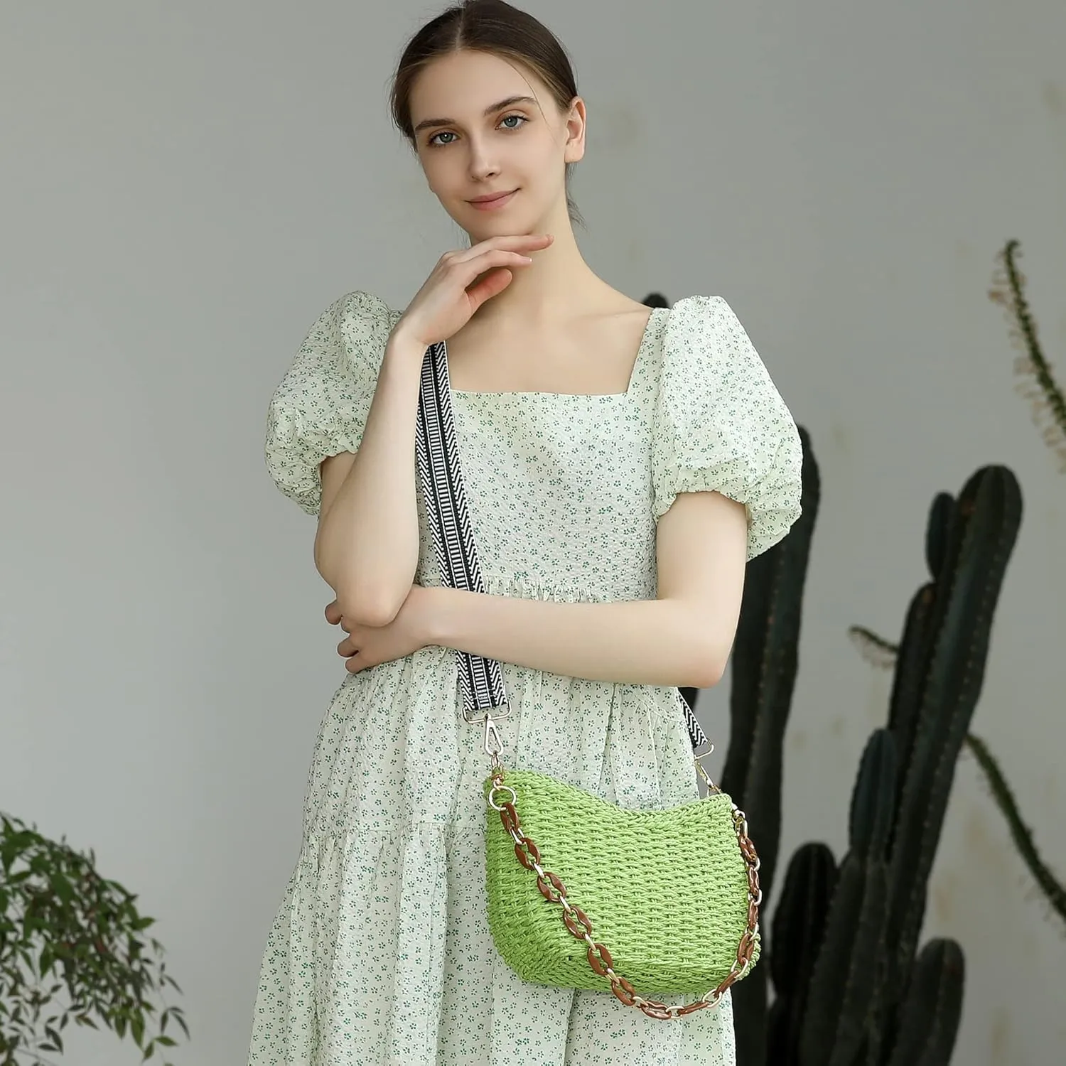 Herald Small Handmade Straw Pocketbook Crossbody Bag for Women, Summer Chic Woven Handbag Shoulder Purse with Chain