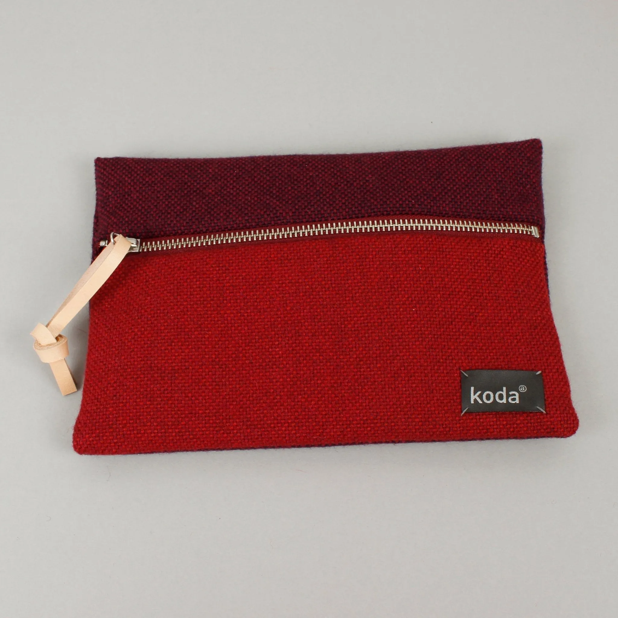 Horizon Two-Tone Pouch