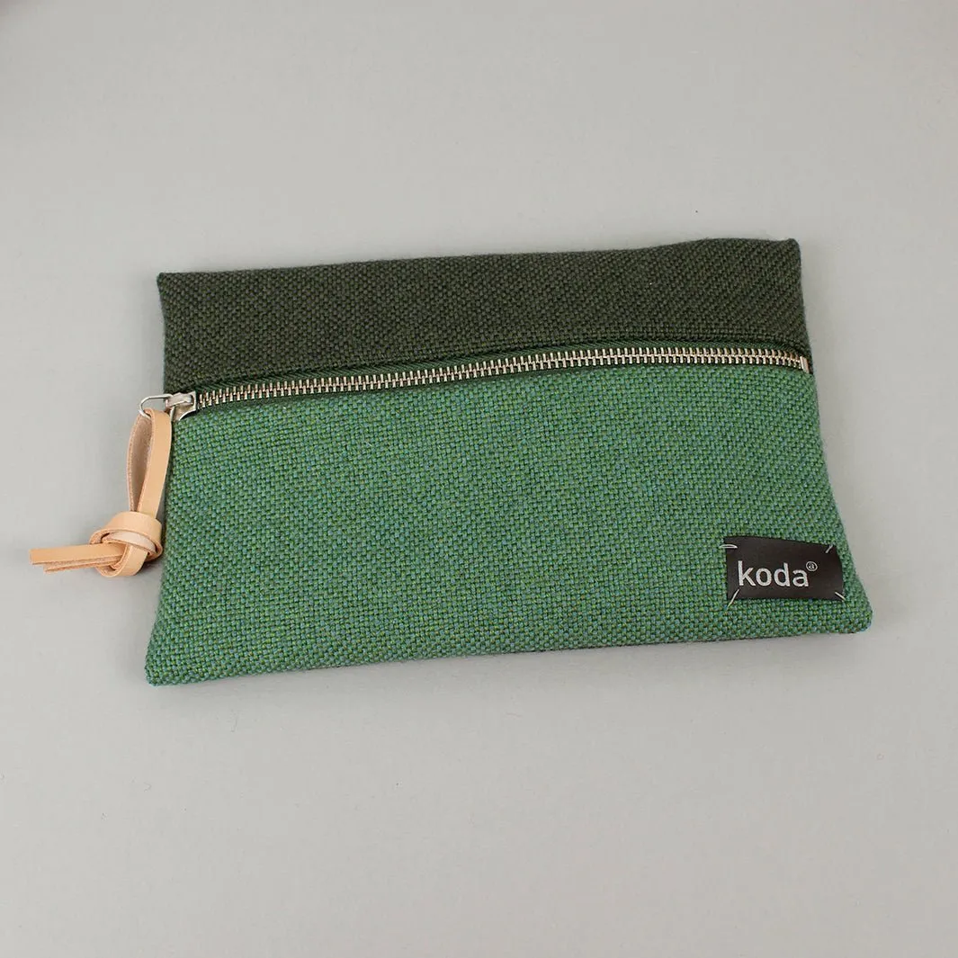 Horizon Two-Tone Pouch