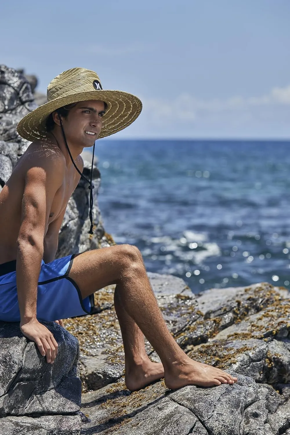 Hurley Men's Straw Hat - Weekender Natural Straw Hat with Medium Brim and Chin Strap - Beach Fishing Sun Hats for Men