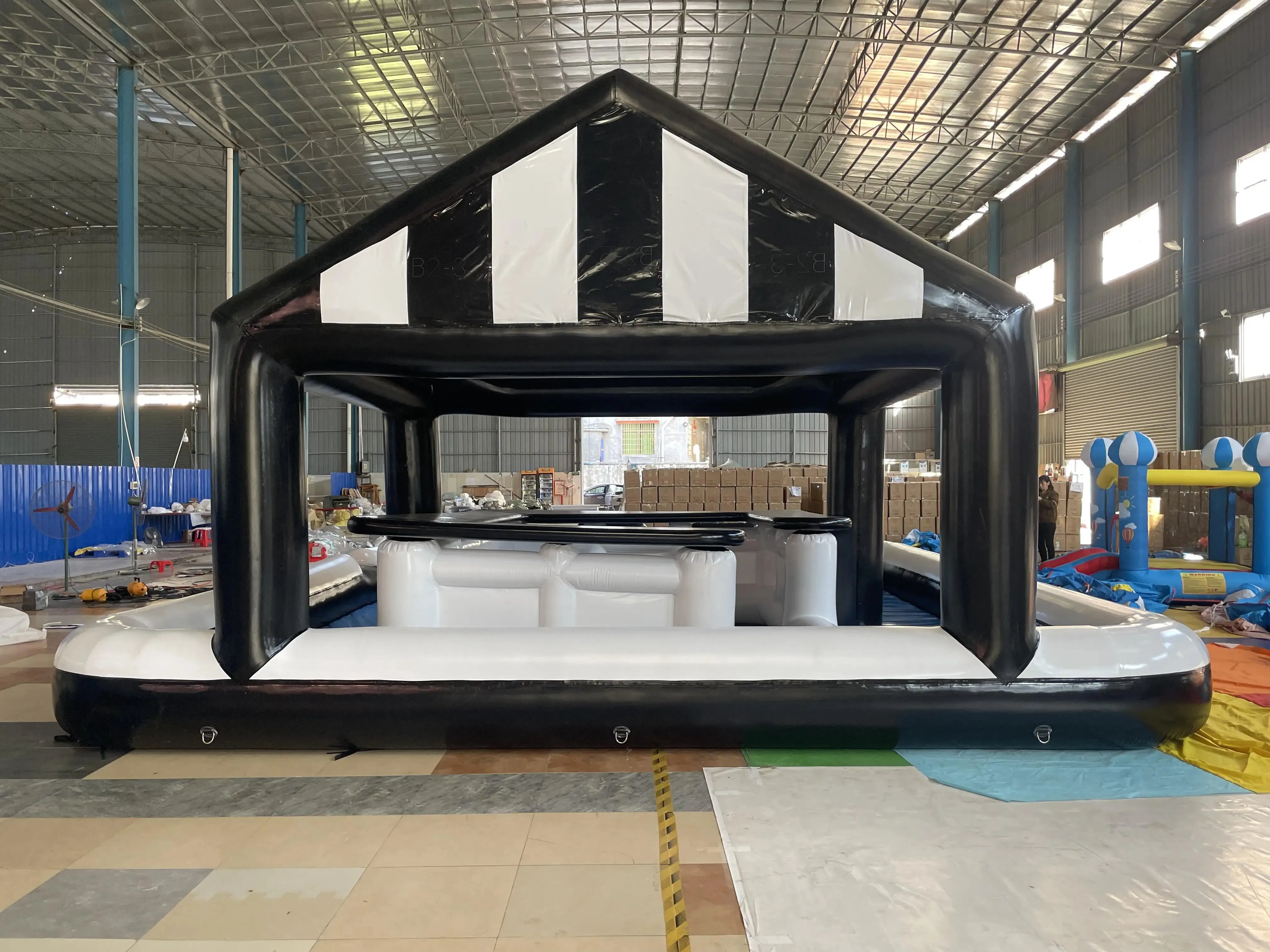 Inflatable Pool Bar for Adults