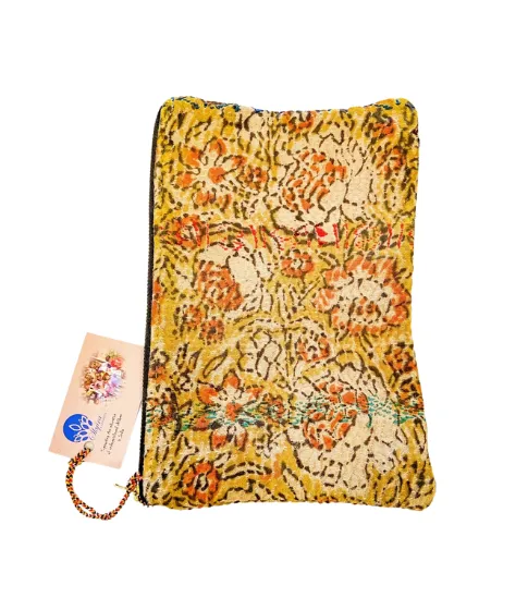 Kantha Clutch with Bagru Pint