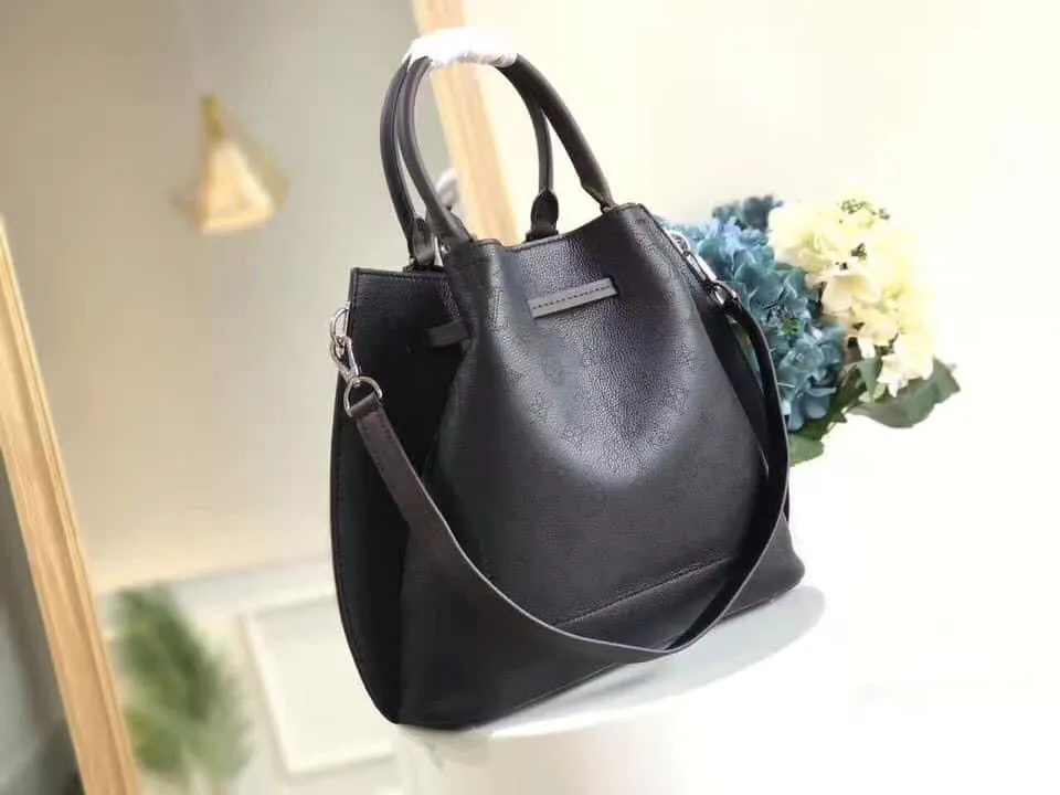 Louis Vuitton Girolata handbag