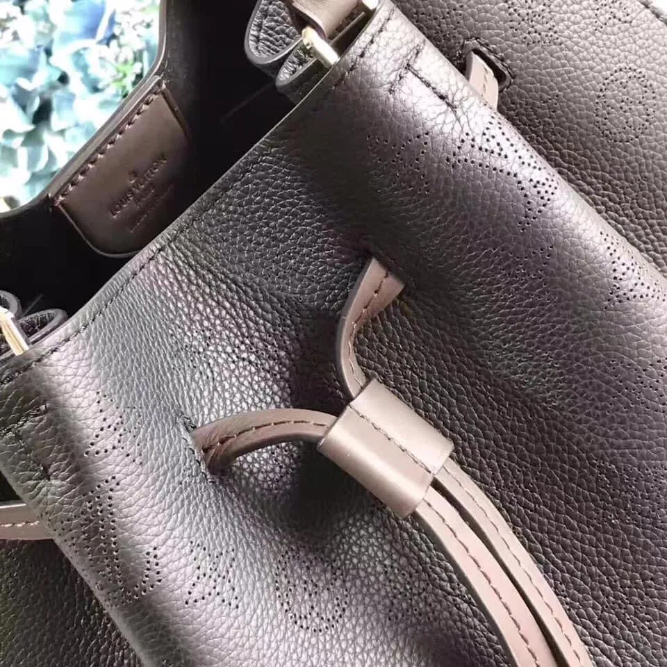 Louis Vuitton Girolata handbag