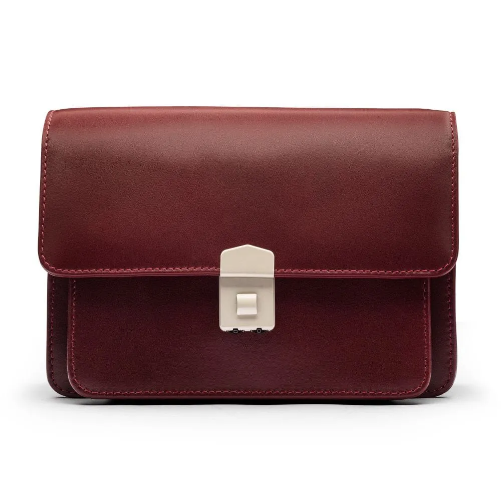 Men's Leather A5 Expandable Clutch Bag - Dark Tan