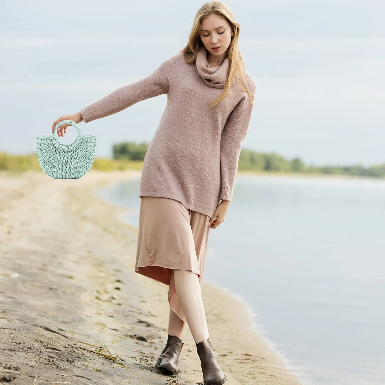 Mini Semi-circle Rattan Straw Bag, Hand-woven Women Summer Retro Beach Tote Shoulder Bag Crossbody Travel Beach Bag