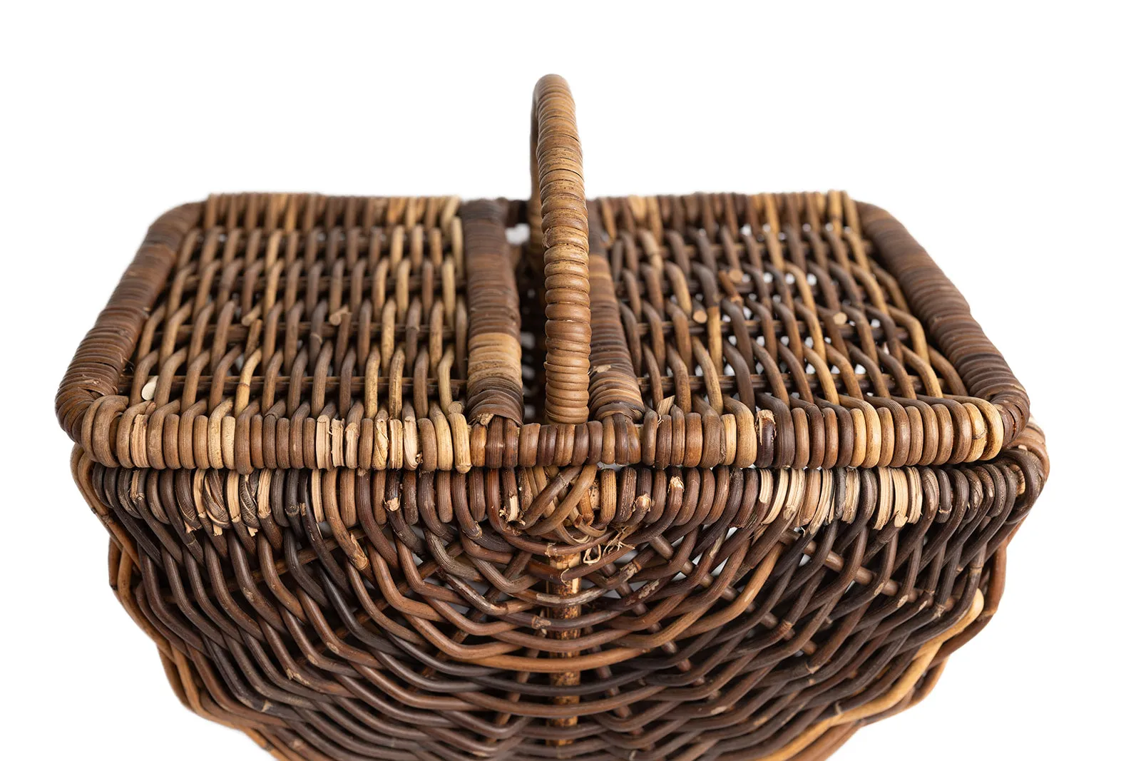 picnic baskets