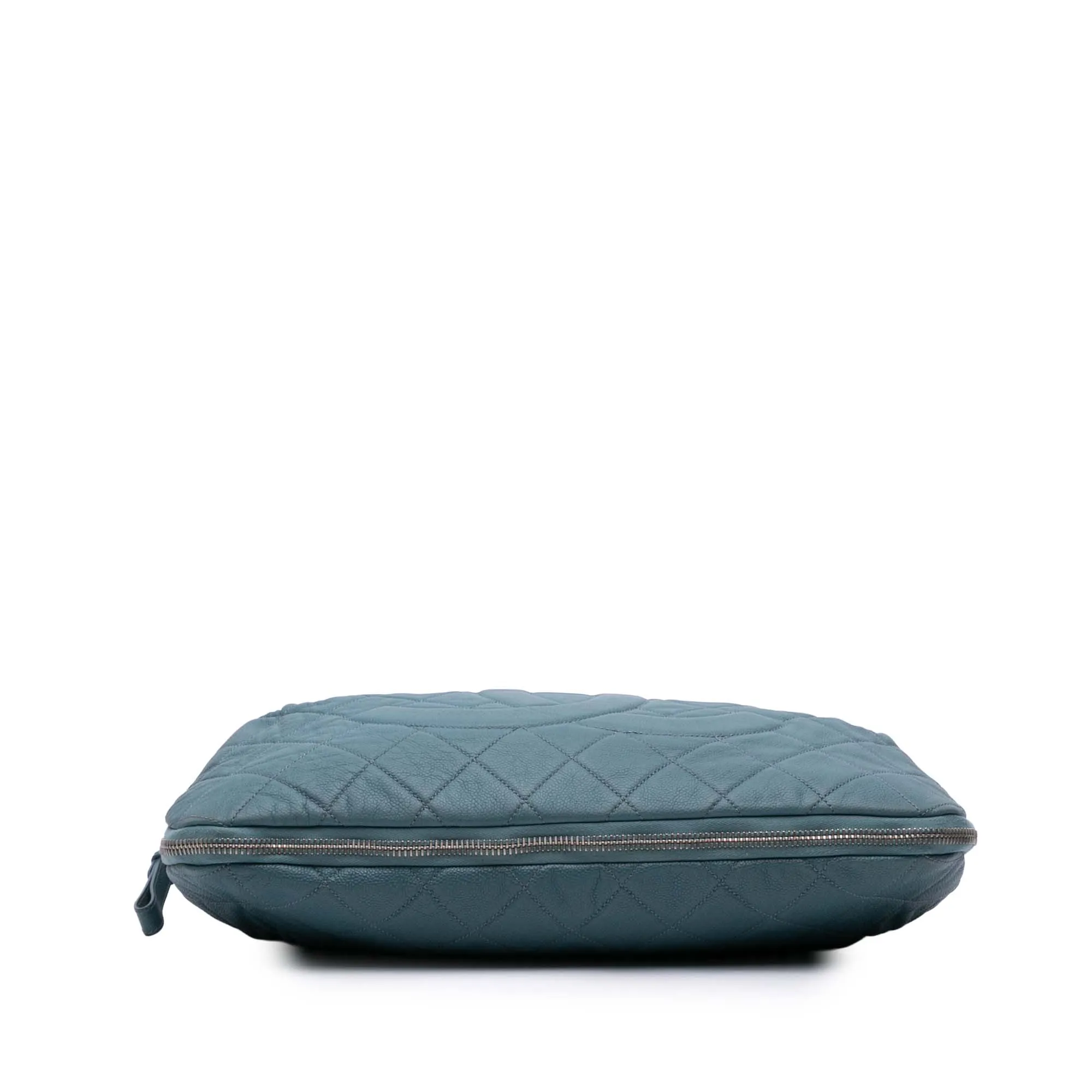 Quilted Caviar Expandable Zip Tote