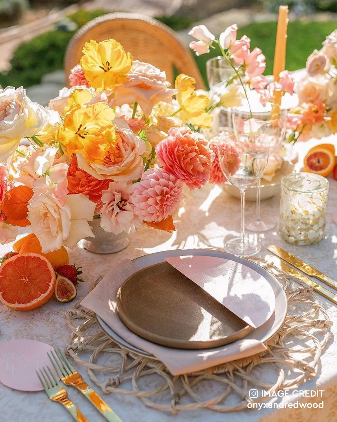 Rattan Placemat (Twist Flower) - Woven Wicker Straw Charger