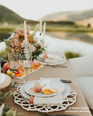 Rattan Placemat (Twist Flower) - Woven Wicker Straw Charger