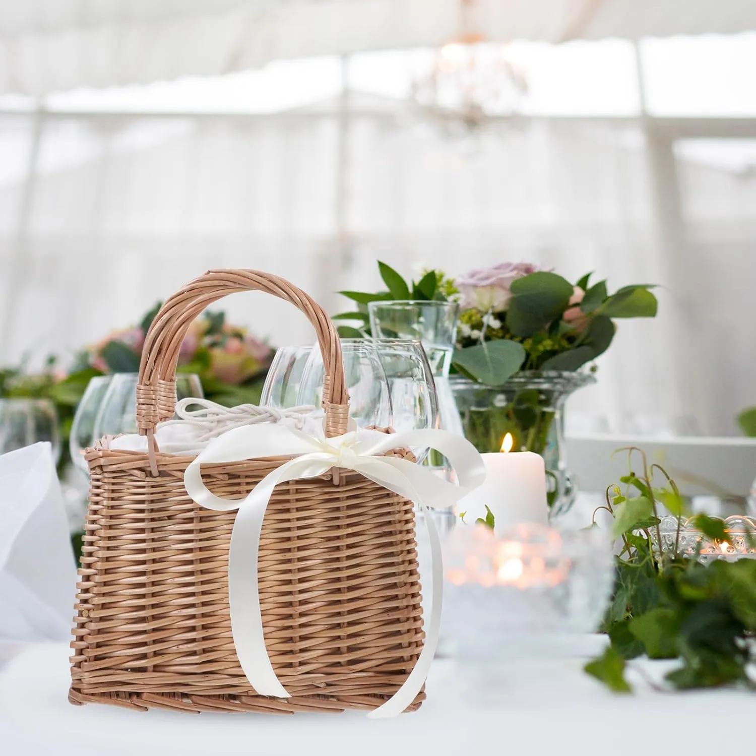 Rattan Woven Bag Natural Handwoven Wicker Handbag Top Handle Rattan Basket Boho Style Beach Bag Decorative Flower Basket Woven Storage Basket