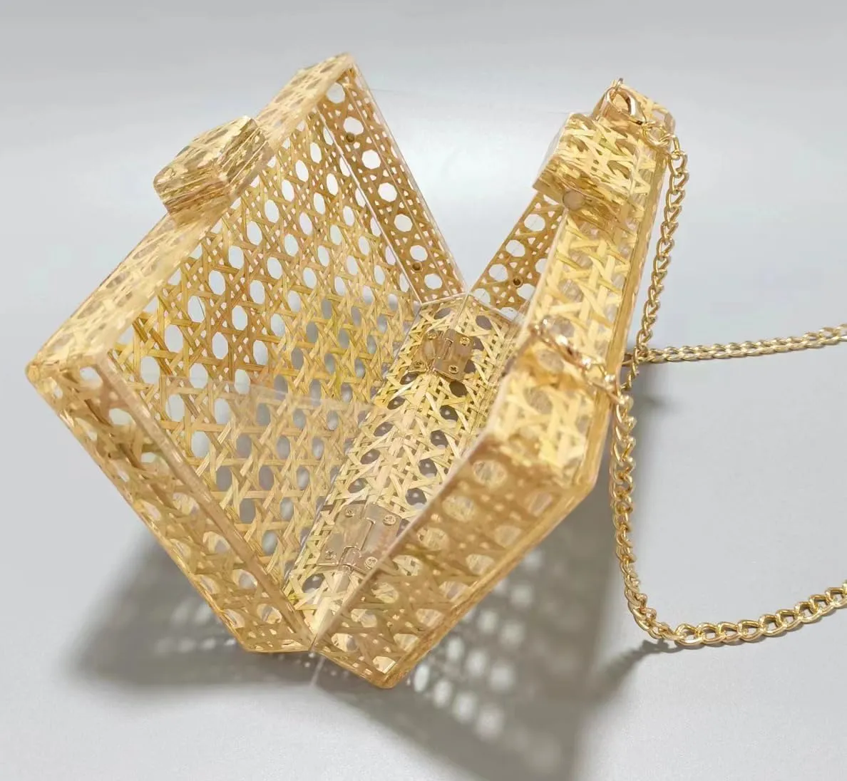 Rattan Woven Clutch Purse Acrylic Evening Bag Straw Beach Bag Hobo Bags Square Handmade Crossbody Shoulder Purse With Chain