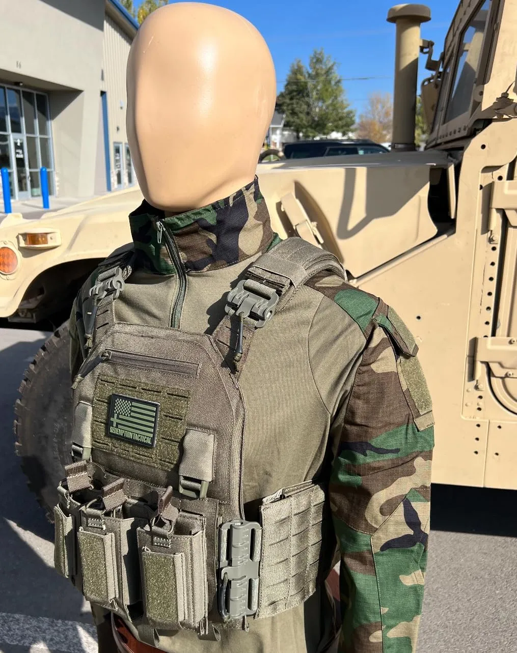 Redemption Crusader 2.0 Molle Quick Release Buckles Vest with Side Cummerbund Pouches and Triple Pouch