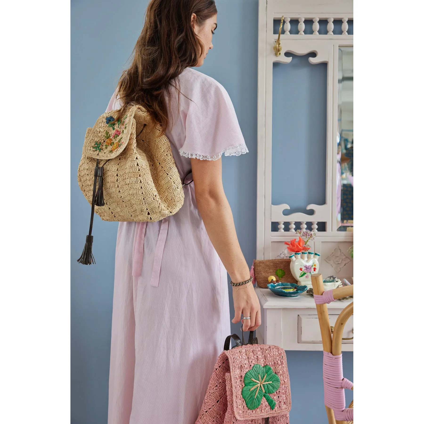 Rice DK Raffia Clutch with Clover Application - Rose Pom Poms in Tea