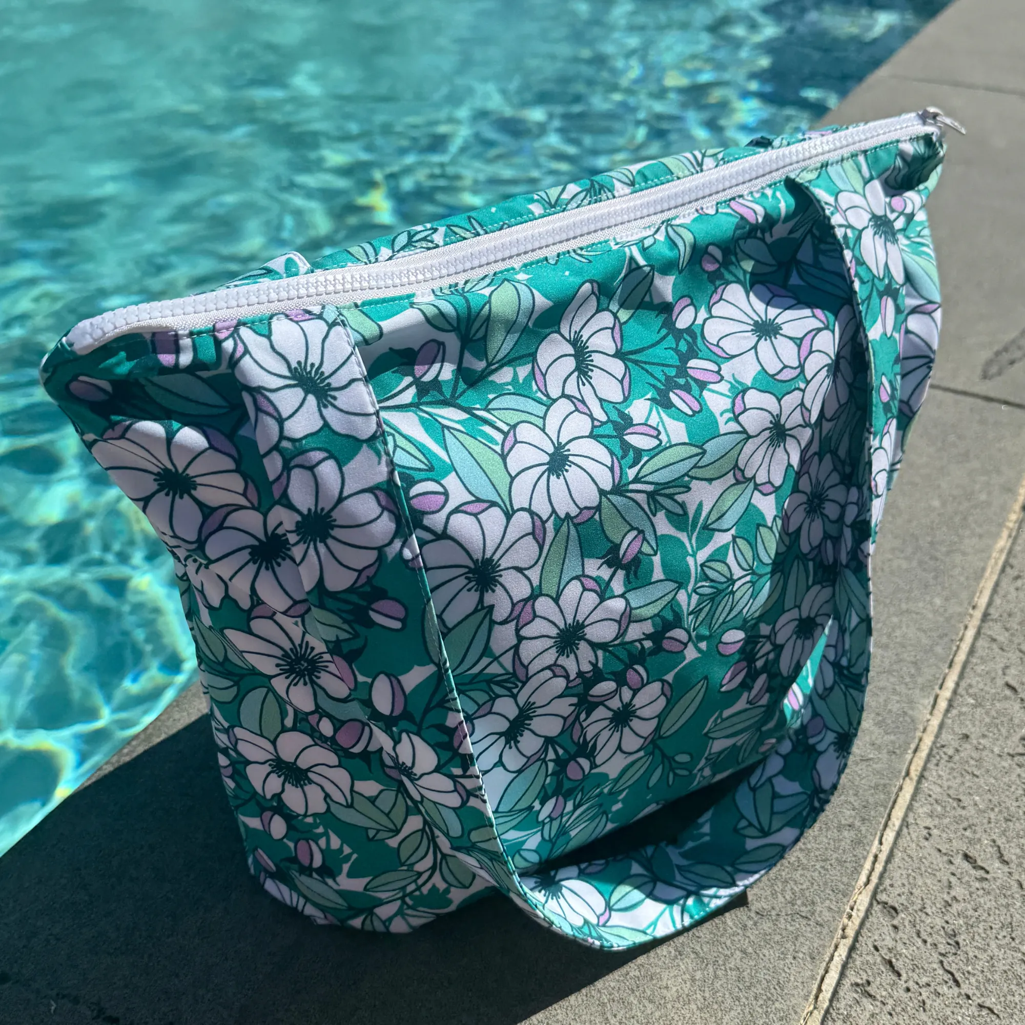 Splash Proof Tote Bag