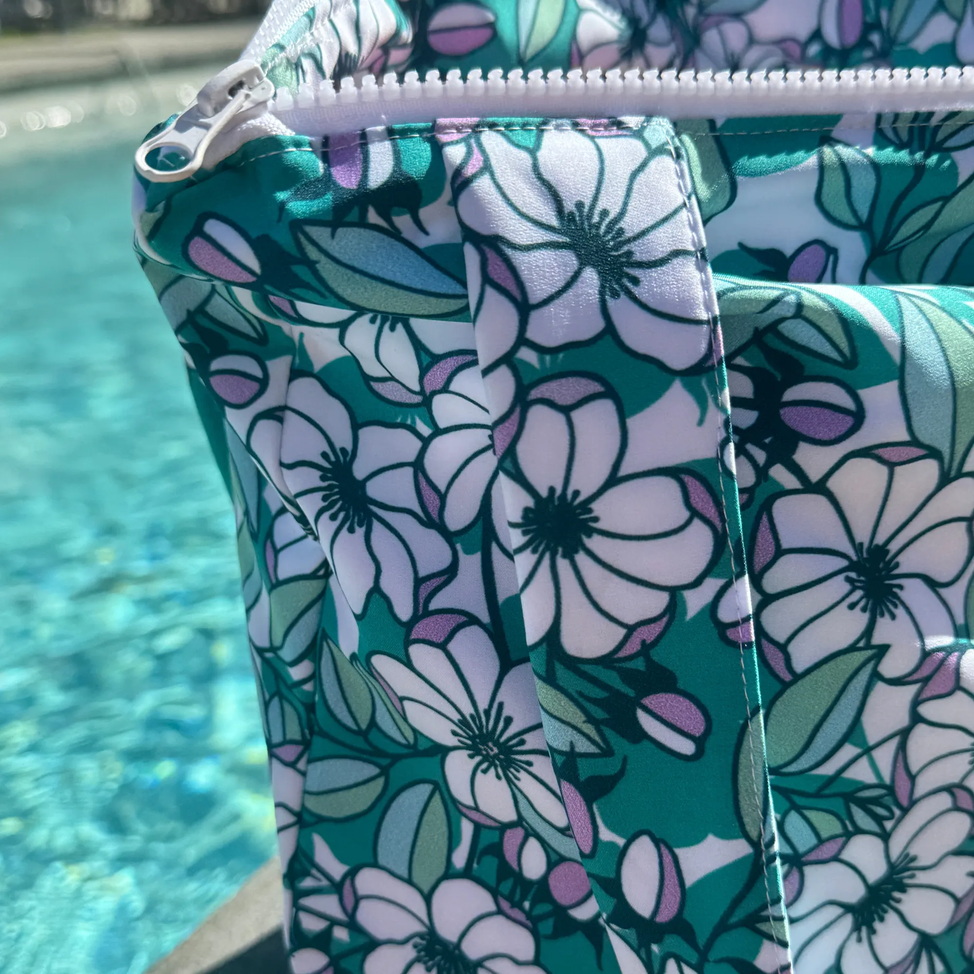 Splash Proof Tote Bag