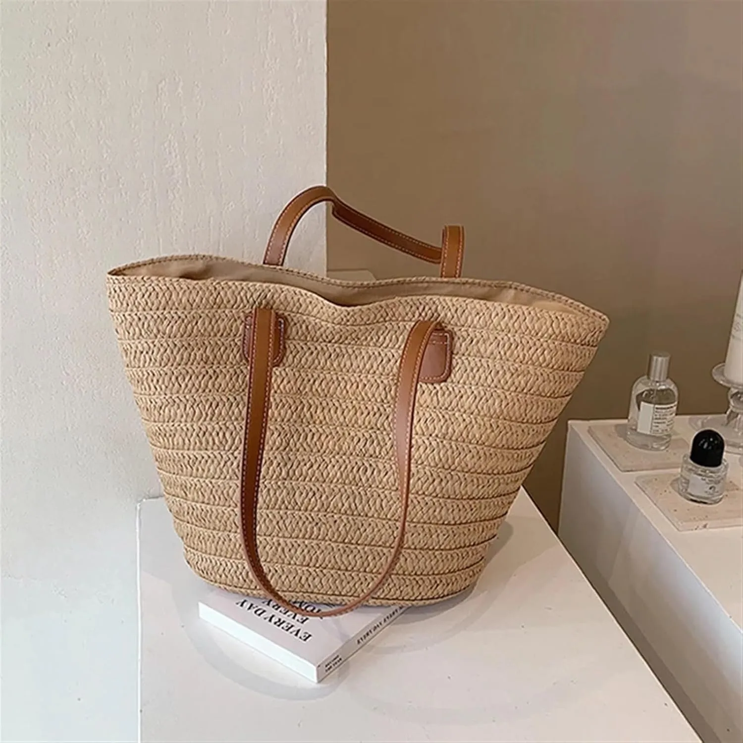 Straw Bag Women's Large Capacity Shoulder Bag Summer Straw Woven Basket Handbag Fashion Female Luxury Designer(Khaki)