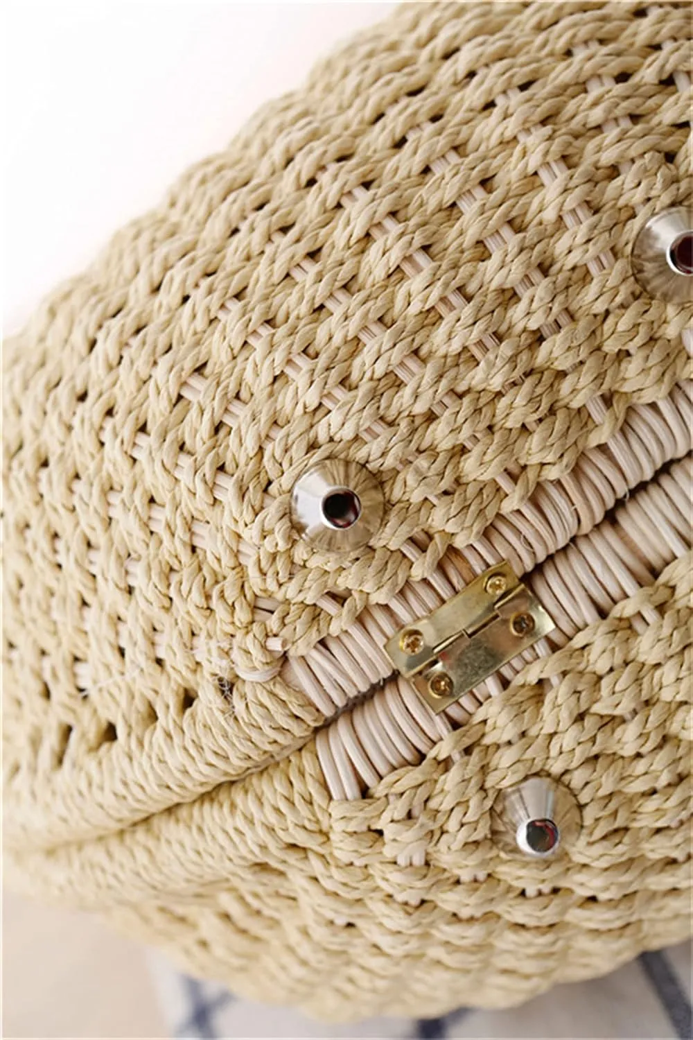 Straw Bags for Women,Hand-woven Straw Shell Bag Handle Ring Tote Retro Summer Beach Rattan bag.