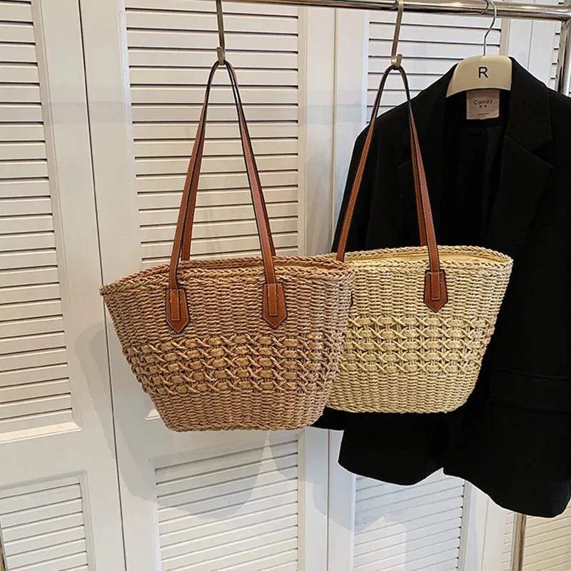 Stylish Bohemian Straw Shoulder Bag for the Beach