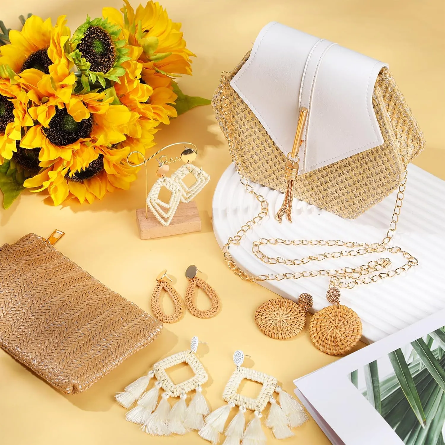 Sweetude Straw Clutch Purse for Women Rattan Earrings Set Summer Beach Straw Bag Boho Handbag Woven Wallet for Vacation