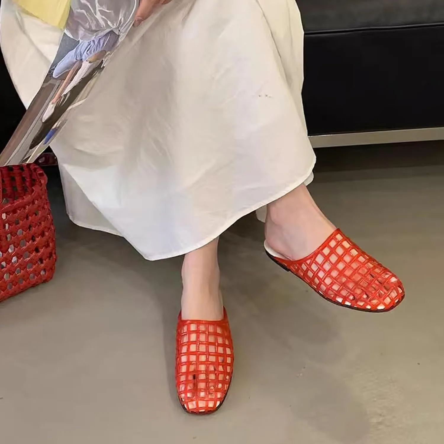 UBWDU Womens Clear Jelly Shoes Slip on Closed Toe Jelly Mesh Flats Sandals Slides Comfortable Summer Beach Slippers