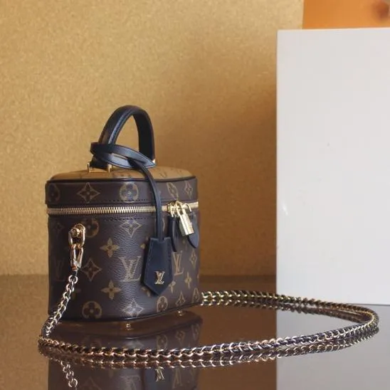 Vuitton PM VANITY CANVAS MONOGRAM Promotional Limited-stock deal 19 Louis