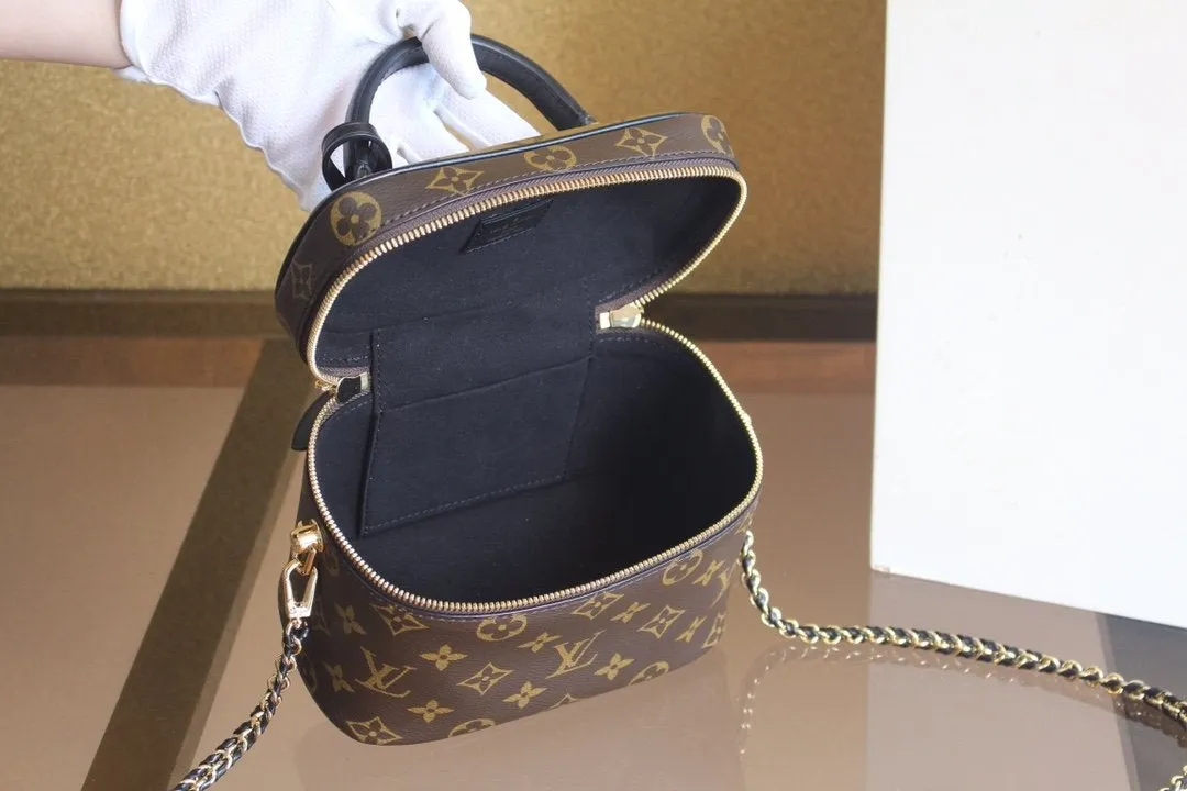 Vuitton PM VANITY CANVAS MONOGRAM Promotional Limited-stock deal 19 Louis