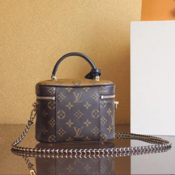Vuitton PM VANITY CANVAS MONOGRAM Promotional Limited-stock deal 19 Louis