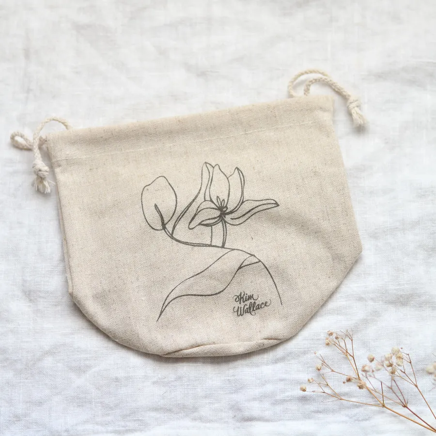 Waterproof linen pouch for takeaway cups