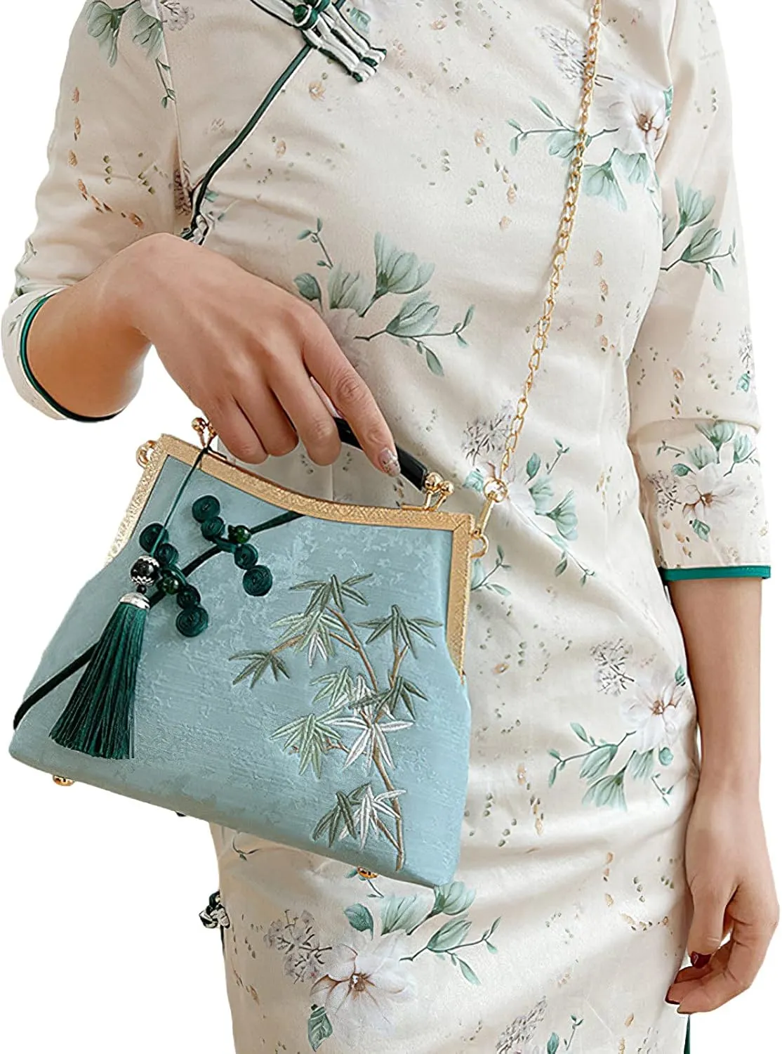 Women's Chinese Style Embroidered Purse Vintage Clutch Handbag with Tassel Pendant Hanfu Crossbody Bag